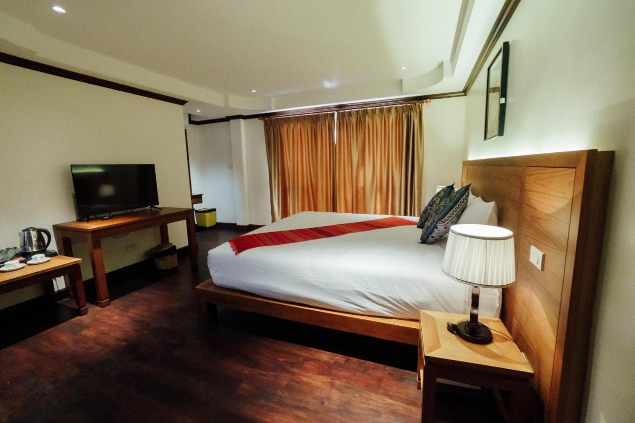 Lux Hotel لوانغ برابانغ المظهر الخارجي الصورة