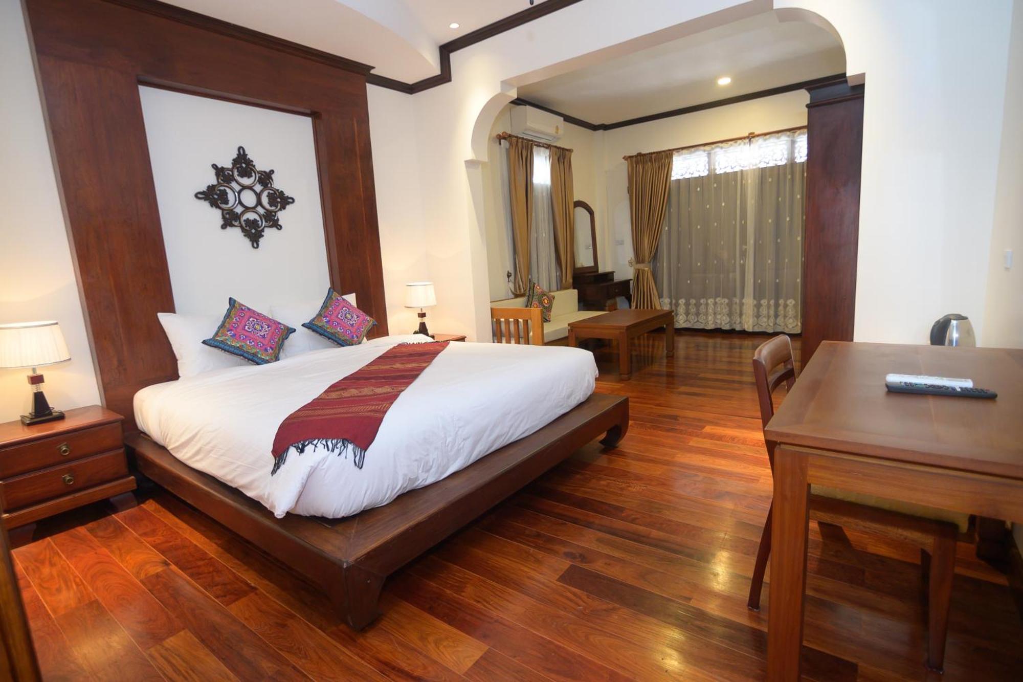 Lux Hotel لوانغ برابانغ المظهر الخارجي الصورة