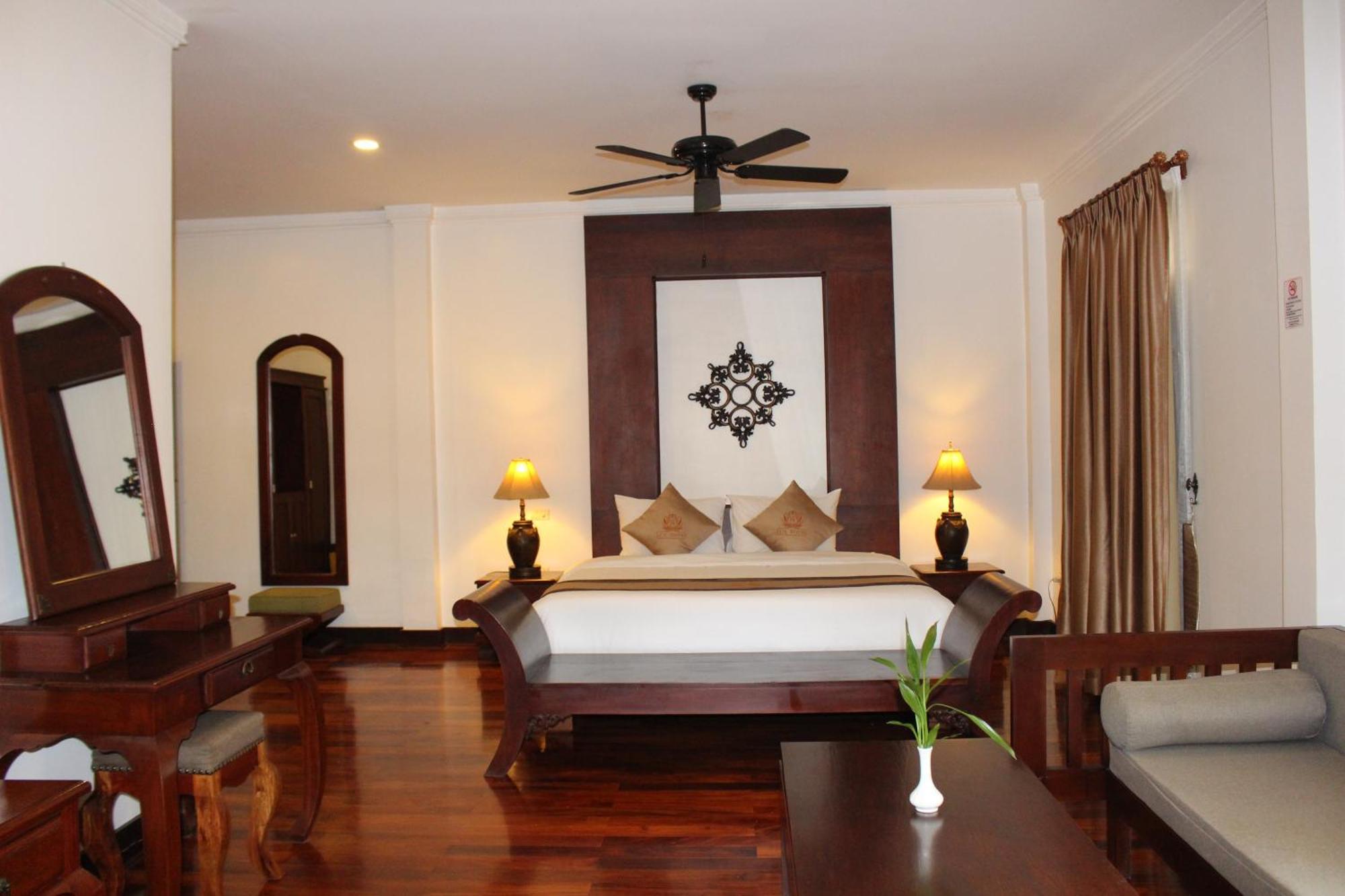 Lux Hotel لوانغ برابانغ المظهر الخارجي الصورة